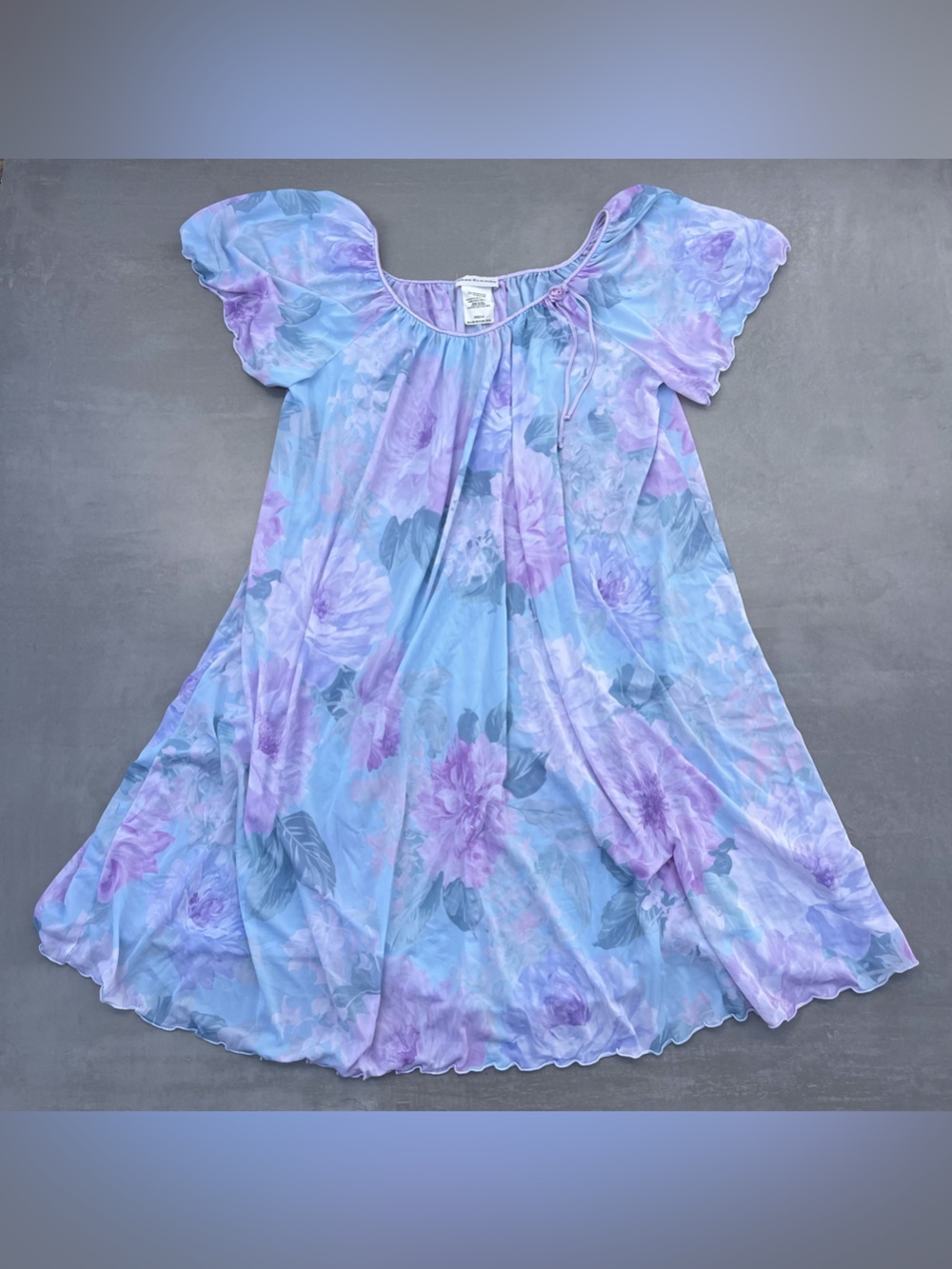 Miss Elaine Vintage Nightgown - Picture 2 of 3